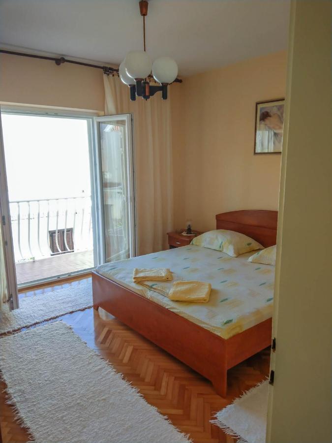 Apartman Riva K Podgora Exteriér fotografie