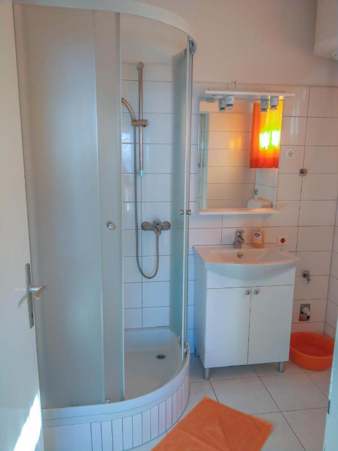 Apartman Riva K Podgora Exteriér fotografie
