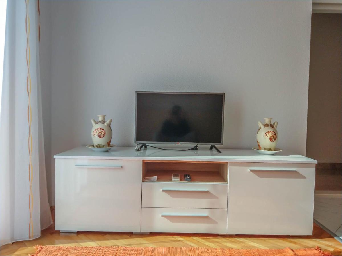 Apartman Riva K Podgora Exteriér fotografie